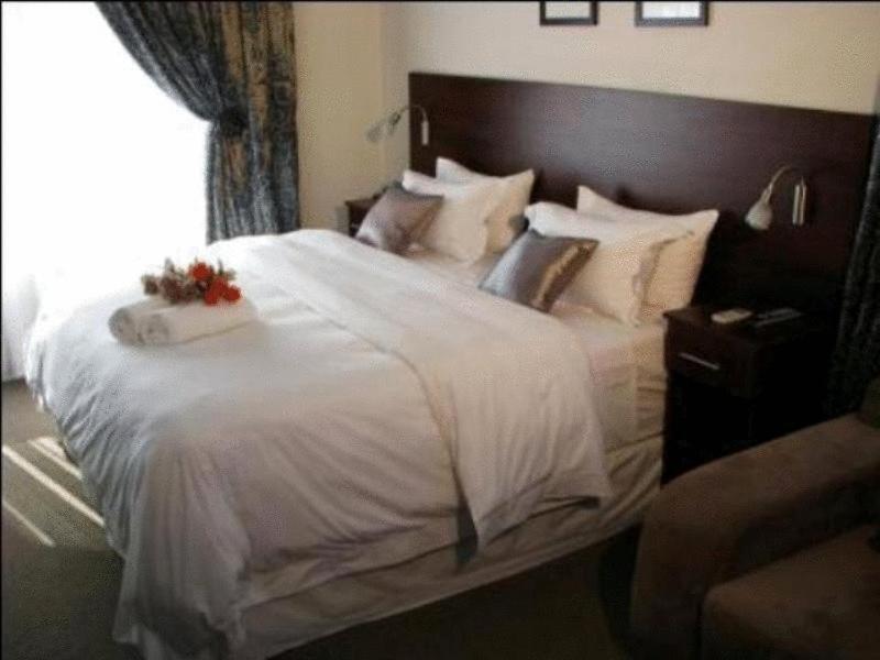 The Dondi Lodge Port Elizabeth Exterior foto